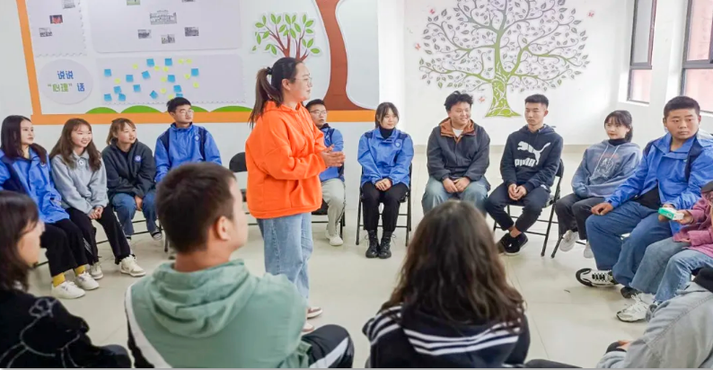 學(xué)院心理咨詢中心舉辦“青春之心靈，青春之少年” 團(tuán)體心理輔導(dǎo)活動