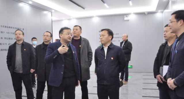 畢節(jié)市委常委、市委統(tǒng)戰(zhàn)部部長陳宗俊赴畢節(jié)工業(yè)職業(yè)技術(shù)學院調(diào)研