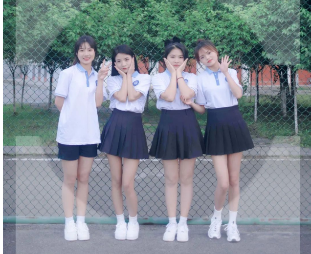 放飛夢想 奔赴未來——畢業(yè)照花絮來襲！