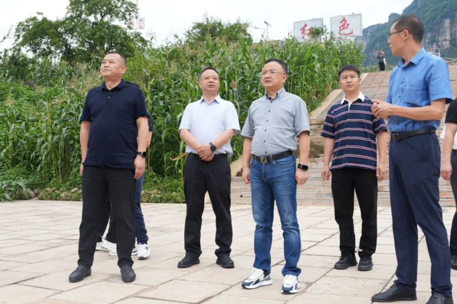 李涌、邱國(guó)援帶隊(duì)到鄉(xiāng)村振興聯(lián)系點(diǎn)開(kāi)展幫扶調(diào)研